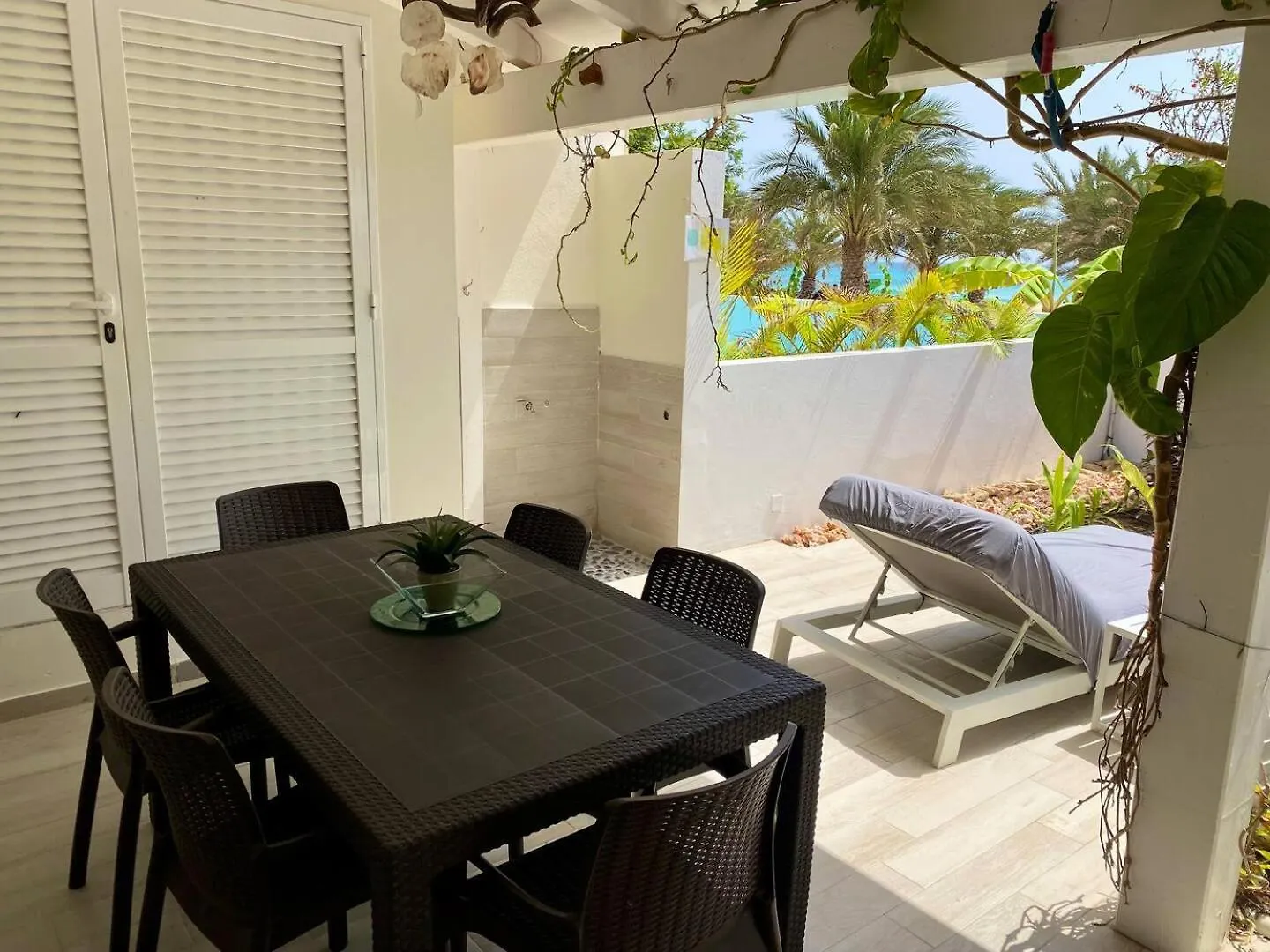 בית נופש סנטה מריה Beach Villa - By Bobbywashere